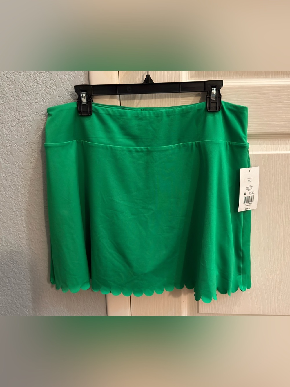 NWT Crown & ivy Bright Green Scalloped Hem Skort Size XL